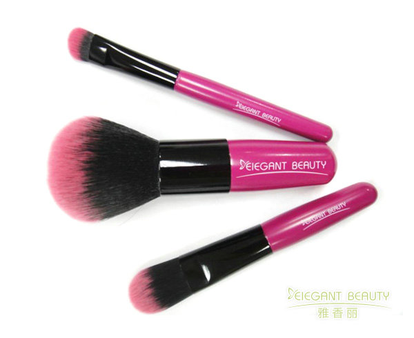 成套化妝刷的刷毛植毛密度與抓粉力量化標準解析